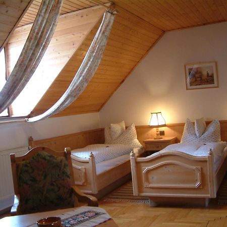 Fogado Az Oreg Preshez Hotel Mór Екстериор снимка