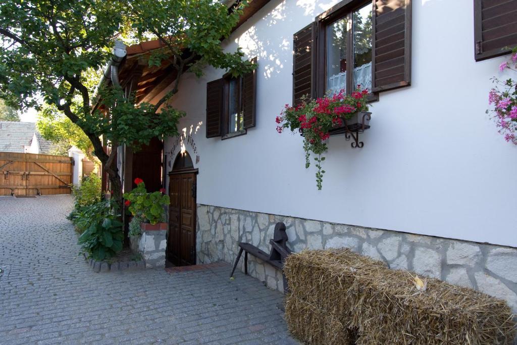 Fogado Az Oreg Preshez Hotel Mór Стая снимка