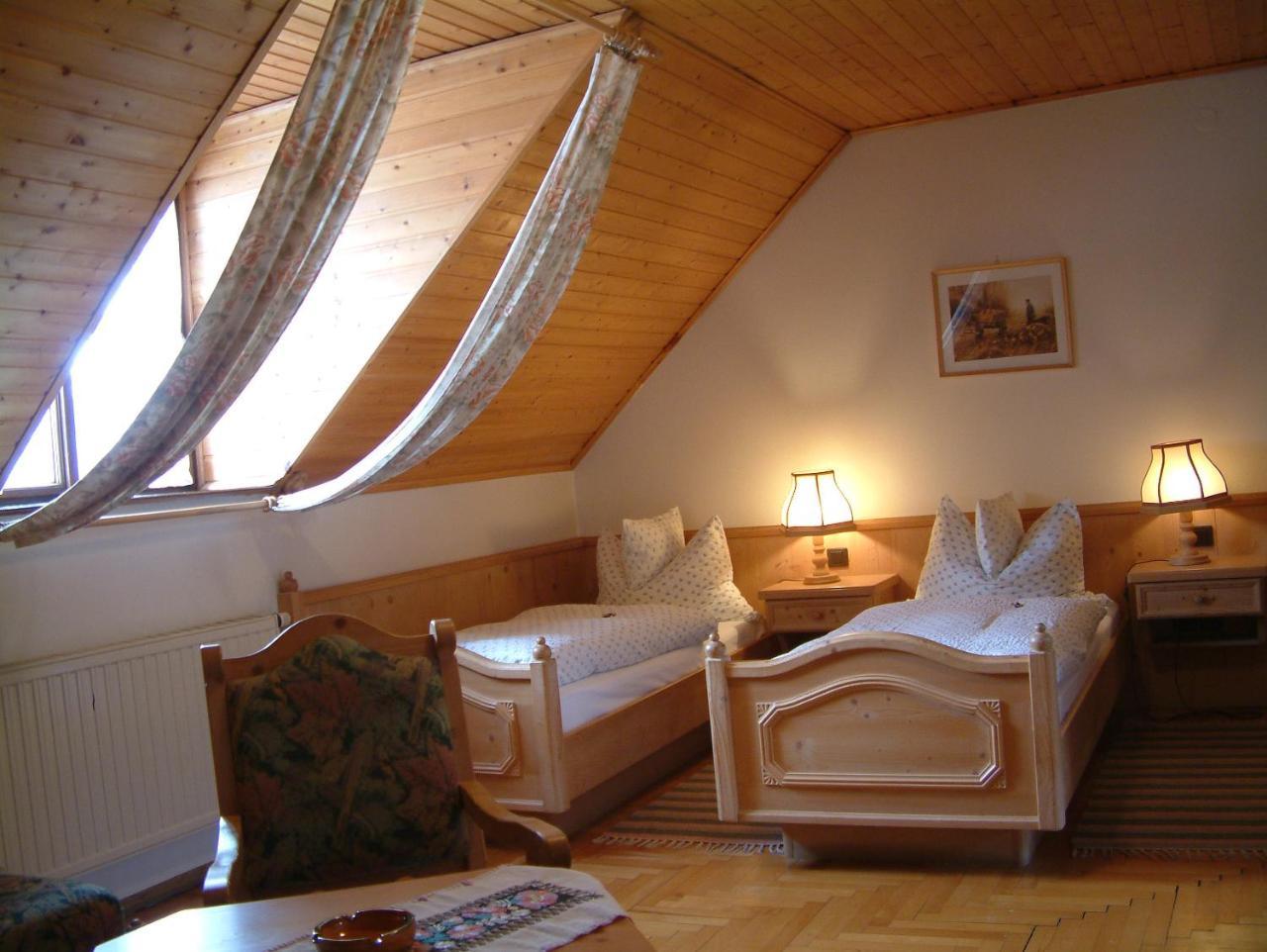 Fogado Az Oreg Preshez Hotel Mór Екстериор снимка